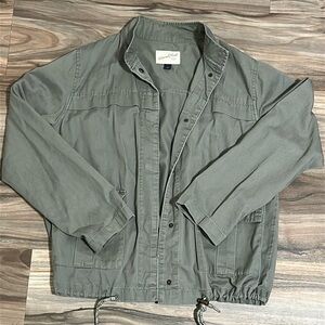 Universal thread olive green utility jacket size small